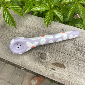 daisy spoon on lavender clay