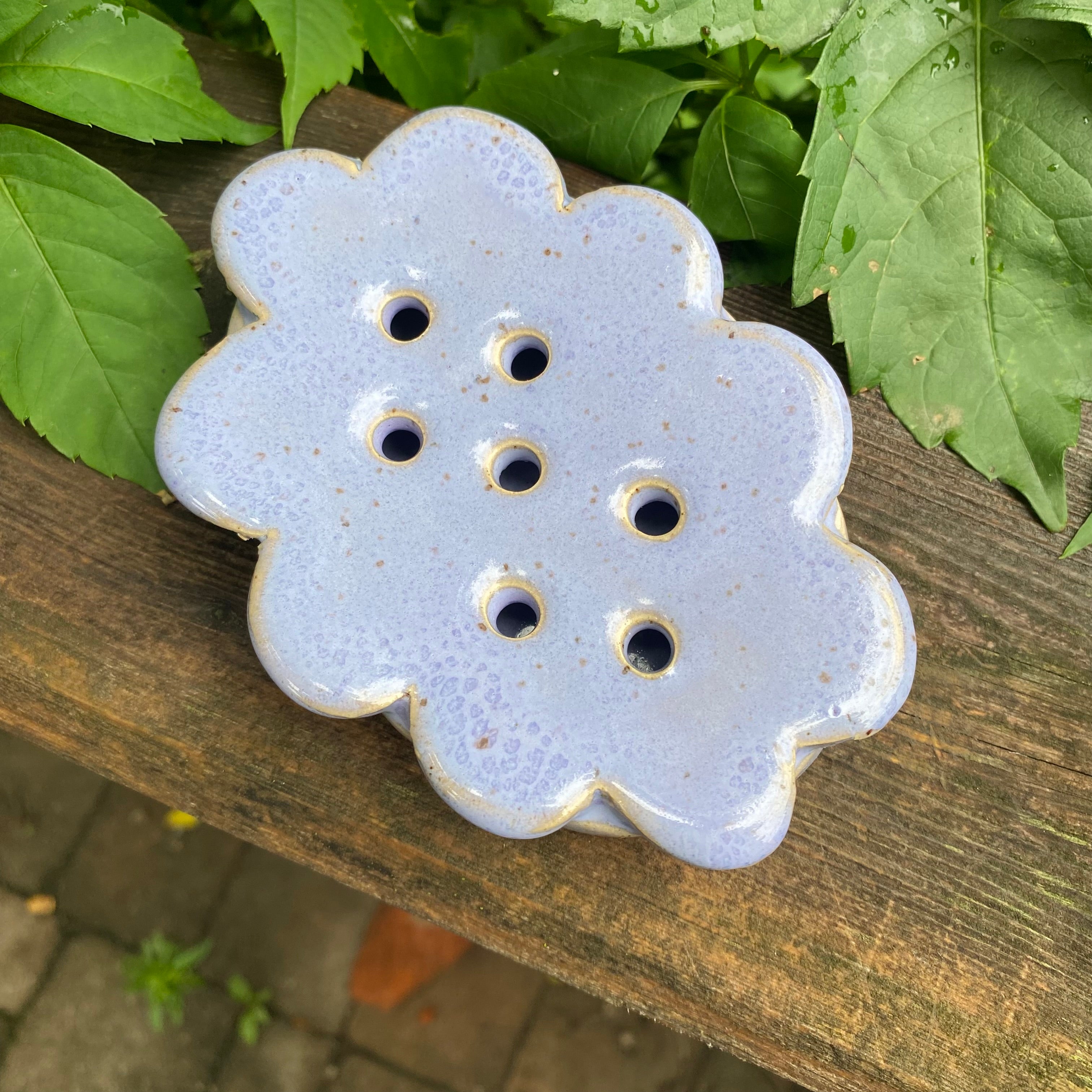 periwinkle soap dish