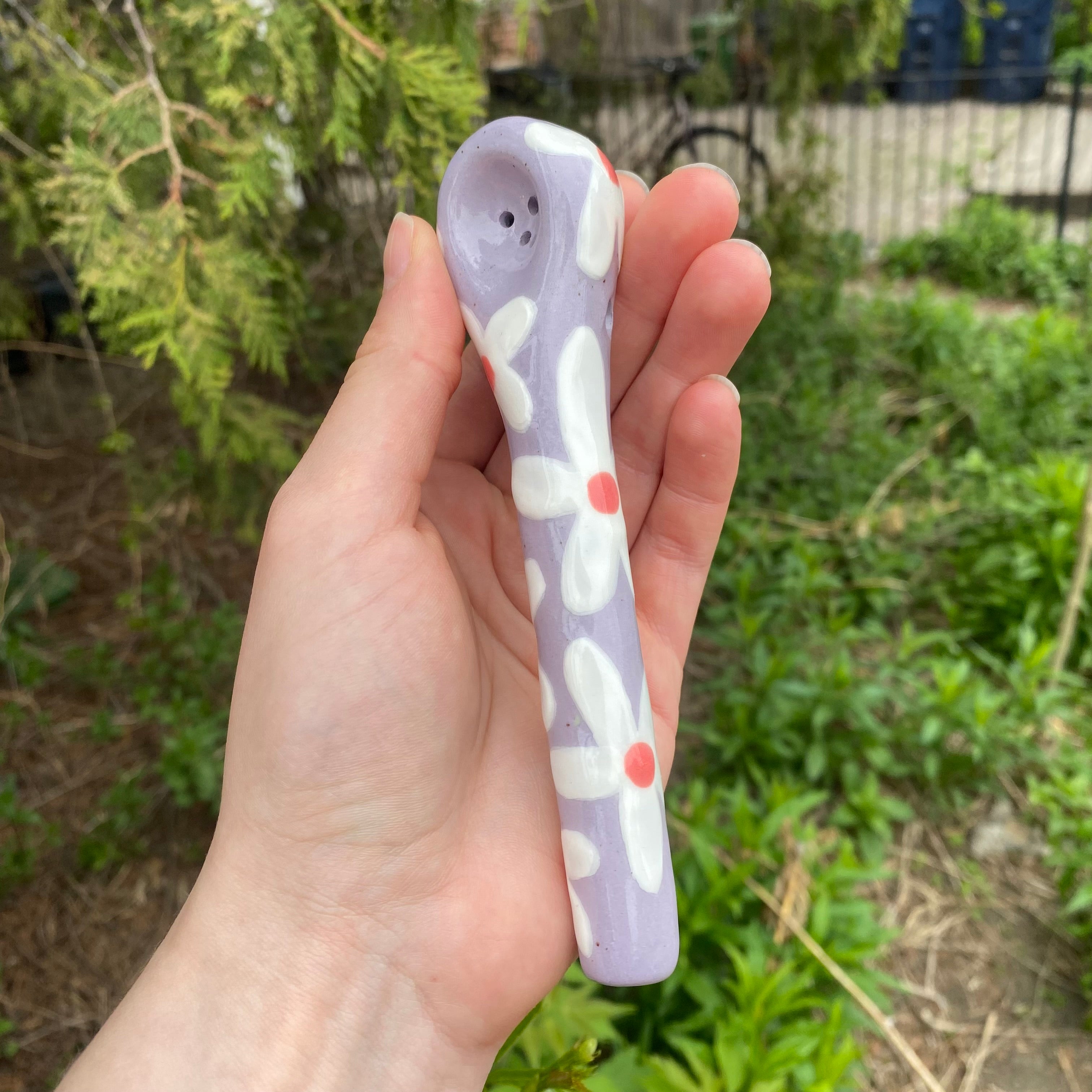daisy spoon on lavender clay
