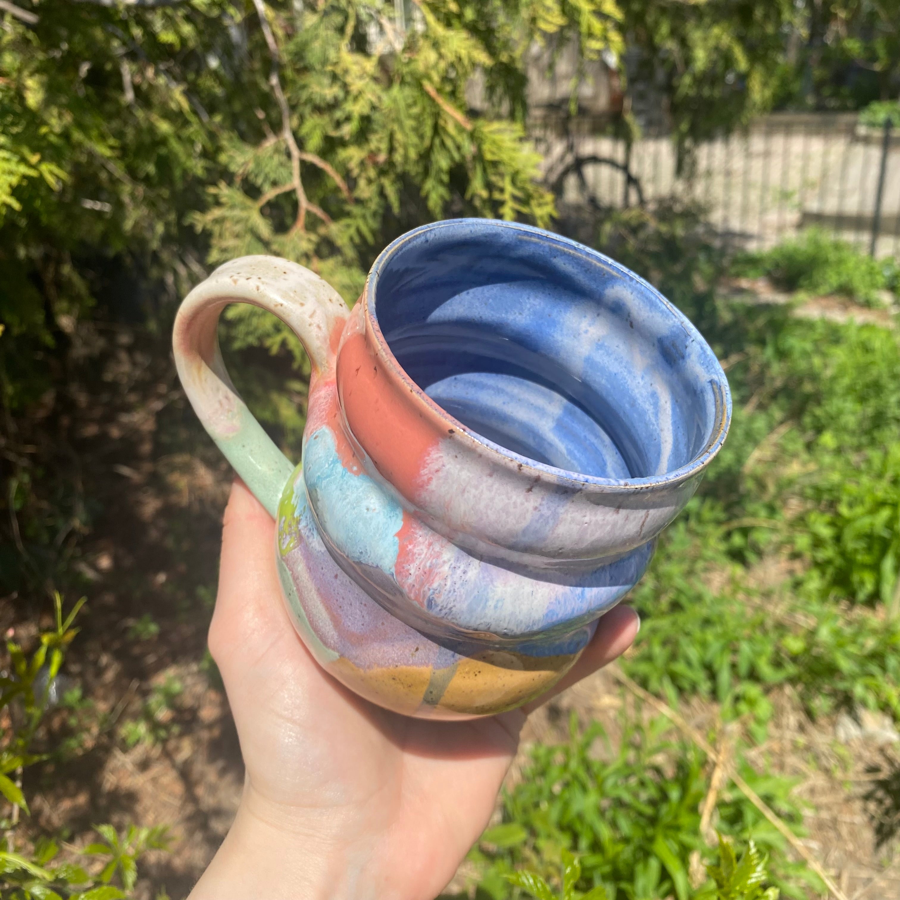 large glazy bubble mug